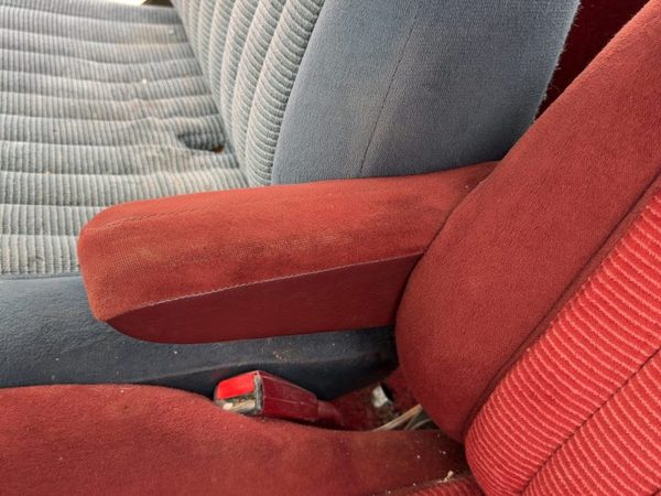 1993 Chevy Silverado 1500 Driver Left Front Arm Rest Side Seat Oem Red — photo 2