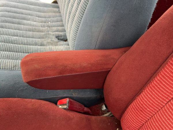1993 Chevy Silverado 1500 Driver Left Front Arm Rest Side Seat Oem Red — photo 4