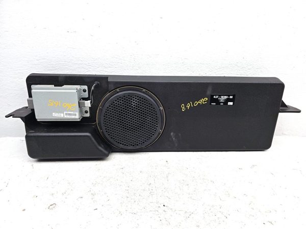 2004 Ford F150 Amplifier Oem Factory Audio System Subwoofer Box Housing Speaker — photo 1