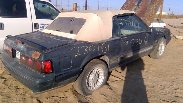 1990 Ford Mustang — vehicle photo 8