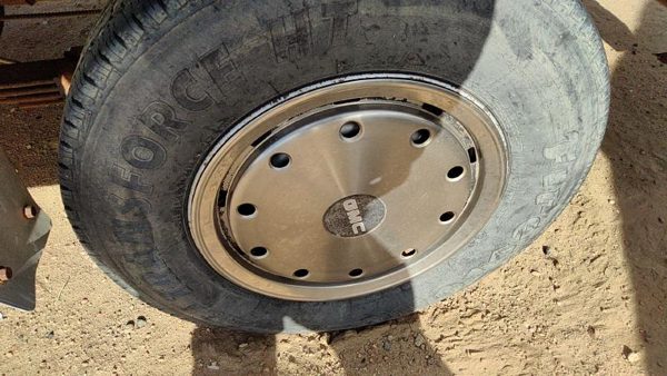 1993-1996 Gmc Van 3500 Set Of 4 Hub Caps Oem Wheel Covers 16 8 Lug 12542911 — photo 8