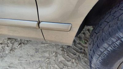 02-05 Ford Explorer Passenger Right Moulding From Fender Oem Trim Strip Gold Tk