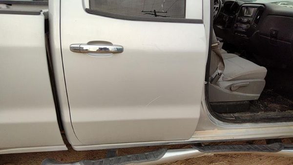 2015 Chevy Silverado 1500 Rear Door RH Gan Silver — photo 4