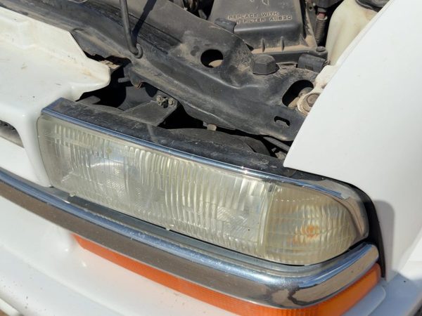 1998-2005 Chevy S10 Blazer Driver Left Headlamp Assembly Head Light OEM 16526217 — photo 2