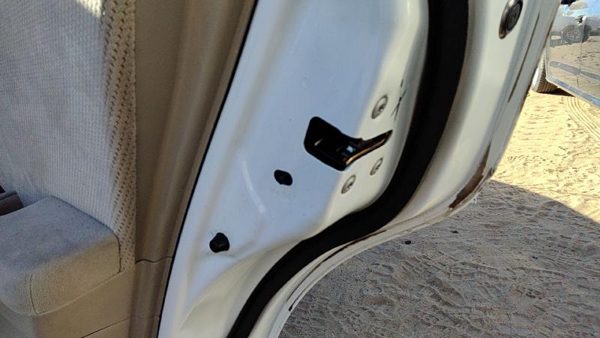 2007-2012 Nissan Altima Passenger Right Rear Door Latch With Rods/Cables Back — photo 3