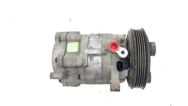 2000-2002 Saturn Sl1 Ac Compressor Air Conditioner Pump Assembly Oem 21061046 — photo 1