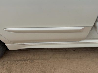 2000-2001 Infiniti I30 Passenger Right Rear Moulding From Door Oem Back White