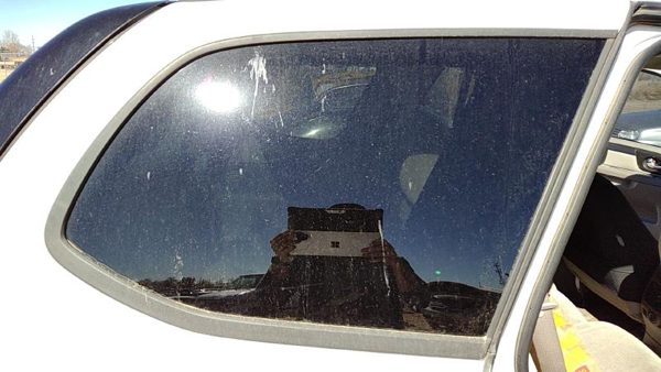 2002-2009 Gmc Envoy Passenger Right Rear Quarter Glass Back Side Window Oem — photo 1