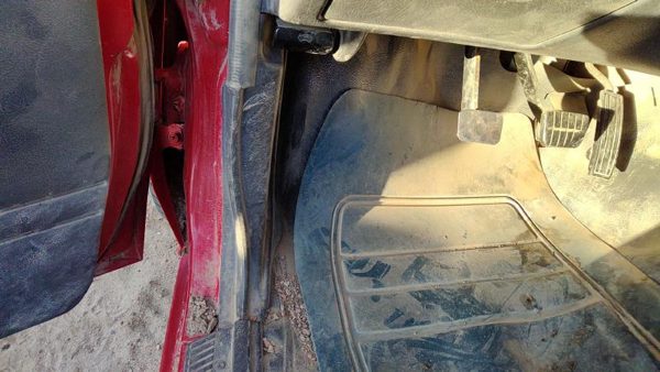 1990-1997 Nissan Hardbody Driver Left Lower Kick Trim Panel Oem Gray — photo 3