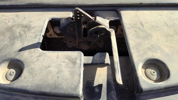 2007-2017 Lincoln Navigator Hood Latch Assembly With Bracket Oem — photo 1