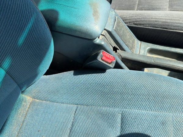 1994 Subaru Legacy Rhd Passenger Right Front Seat Belt Buckle Receiver Oem Gray — photo 2