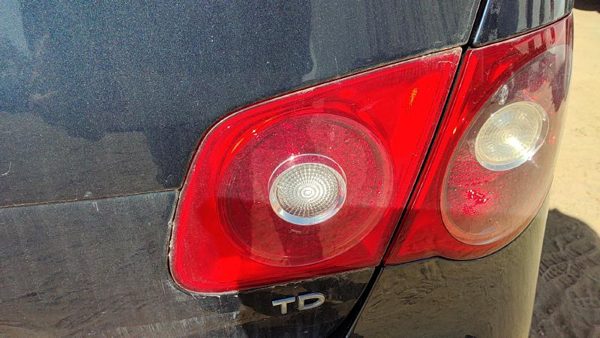 2005-07 Vw Jetta Passenger Right Inner Tail Light Brake Lamp Oem Rear 1K5945094f — photo 5