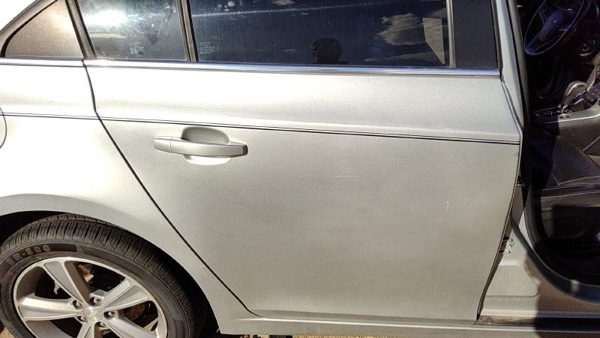 2013 Chevrolet Cruze Rear Door RH Silver Gan — photo 2