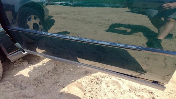 98-04 Cadillac Seville Driver Left Front Moulding From Door Oem Trim Strip Green — photo 1