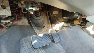 2000-2004 Ford Taurus Gas And Brake Pedal Assembly Automatic Transmission