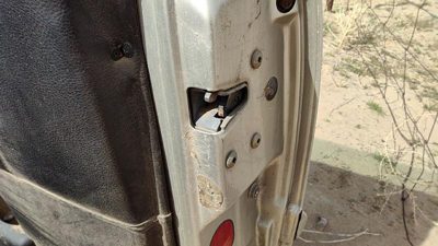 99-02 Cabrio Convertible Passenger Right Front Door Latch With Rods/Cables Oem