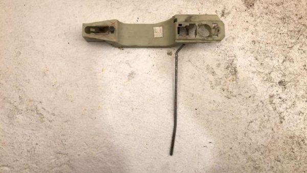 04-08 Chevy New Style Malibu Driver Left Front Outside Door Handle Oem White 40U — photo 6