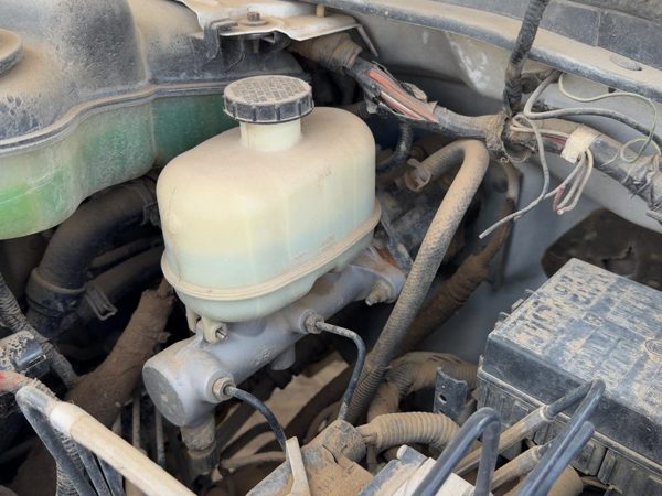 2005-2010 Ford F350 Power Brake Booster With Master Cylinder Pair Set Oem 6.0L — photo 4