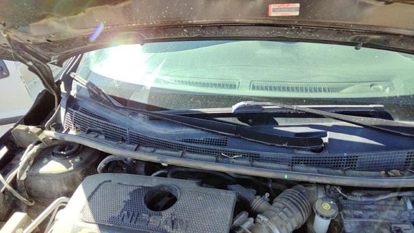 2013-2019 Nissan Sentra Windshield Wiper Cowl Vent Trim Panel Oem Cover — photo 3