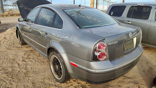 2002 Volkswagen Passat Radiator 2.8L AT — photo 5