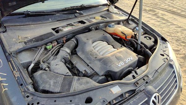 2002 Volkswagen Passat Radiator 2.8L AT — photo 8