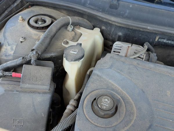 2006-2010 Chevy Impala Coolant Reservoir Radiator Overflow Tank Bottle Oem 3.9L — photo 4