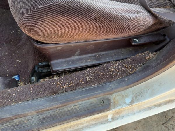 1988-1989 Honda Accord Lx Driver Left Side Seat Trim Panel Oem Maroon — photo 3