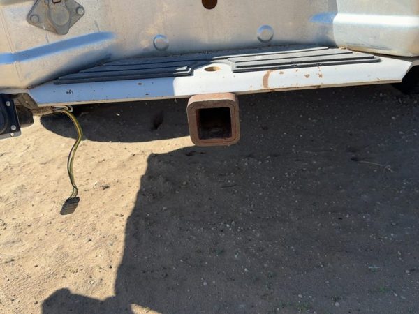 92-97 Ford F250 Trailer Receiver Hitch Factory Mount Oem — photo 2