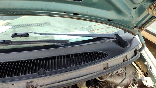 96-02 Chrysler Town & Country Driver Left Windshield Wiper Arm Oem Blade Lever — photo 1