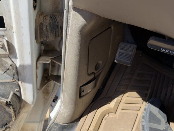 1996-2000 Chevy Express 2500 Driver Left Lower Kick Trim Panel Oem Grey 92G — photo 3