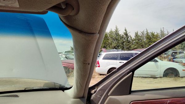 95-99 Cadillac Deville Passenger Right A Pillar Trim Windshield Post 152 Neutral — photo 3