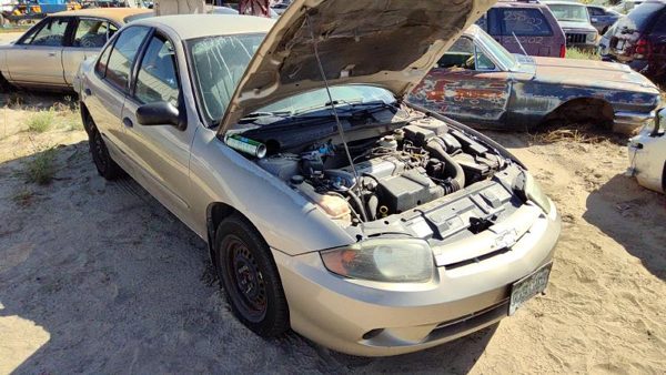 2003 Chevrolet Cavalier — vehicle photo 2