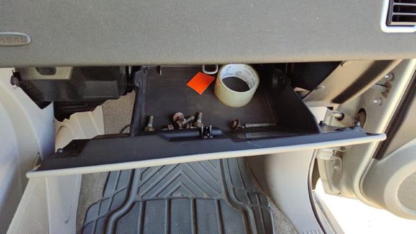 2005-2009 Chevy Equinox Glove Box Assembly Complete Door With Latch Oem Gray 14B — photo 4