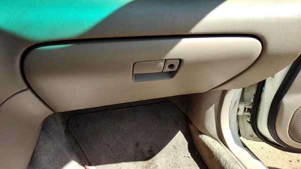 00-02 Legacy Outback Glove Box Assembly Complete Door With Latch Oem Tan 040 — photo 2