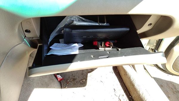 00-02 Legacy Outback Glove Box Assembly Complete Door With Latch Oem Tan 040 — photo 5