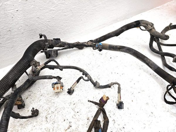 2000-2002 Chevy Tahoe Wiring Harness For Engine Oem 5.3L — photo 6