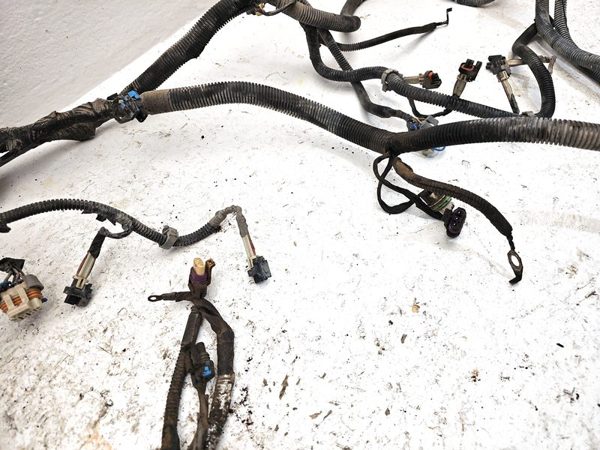 2000-2002 Chevy Tahoe Wiring Harness For Engine Oem 5.3L — photo 7