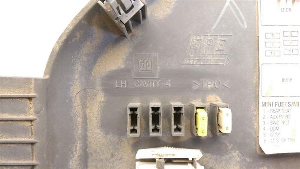 2009 Chevy Silverado Driver Left Dash End Trim Panel Oem 25940491 — photo 6