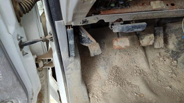 00 Ford F250 Super Duty Parking Brake Pedal Assembly Oem Complete Emergency Unit — photo 1