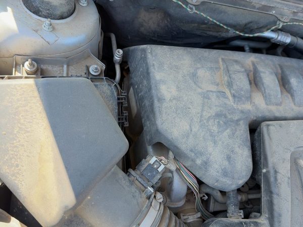 2005-2010 Chevy Cobalt Timing Cover Oem 2.4L 12637040 — photo 2