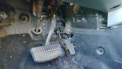 2004 Mitsubishi Endeavor Pedal Assembly