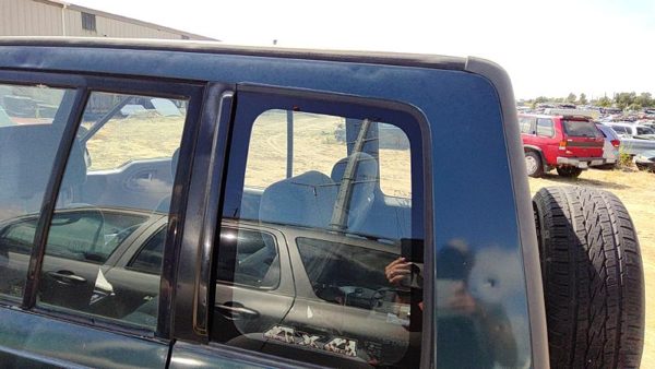 1991-1998 Suzuki Sidekick Driver Left Rear Quarter Glass Back Side Window Oem — photo 2