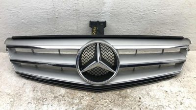2008-2014 Mercedes C300 Front Grille Assembly Oem Chrome 2048800023
