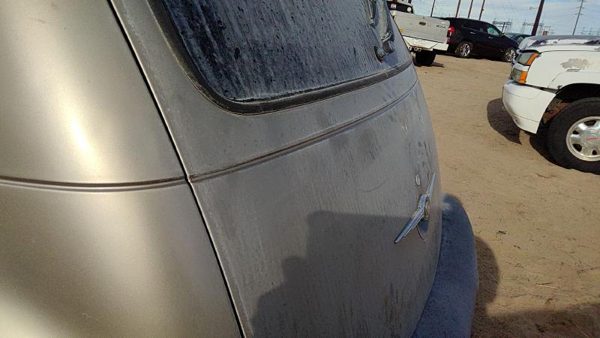 2002 Chrysler PT Cruiser Trunk/decklid/hatch/tailgate Pkj Light Almond — photo 9