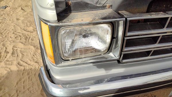 1982-1993 Chevy S10 Pickup Passenger Right Head Light Oem Front Lamp 25949657 — photo 3