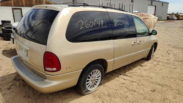 2000 Chrysler Town — vehicle photo 6