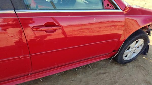 2011 Chevrolet Impala Front Door RH Red 74U — photo 1