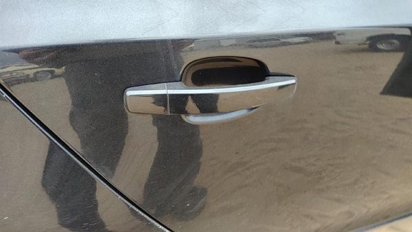 2011 RH Passenger Right Rear Outside Door Handle OEM Back Black Gar — photo 3