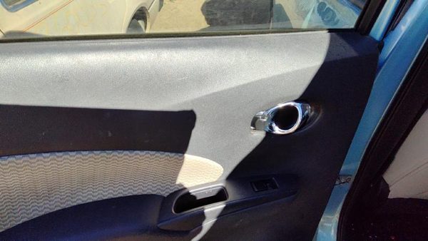 14-19 Versa Note Driver Left Rear Door Trim Panel With Switches Back Charcoal G — photo 5