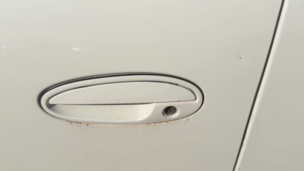 1997-2005 Buick Century Driver Left Front Outside Door Handle Oem White 10439372 — photo 1